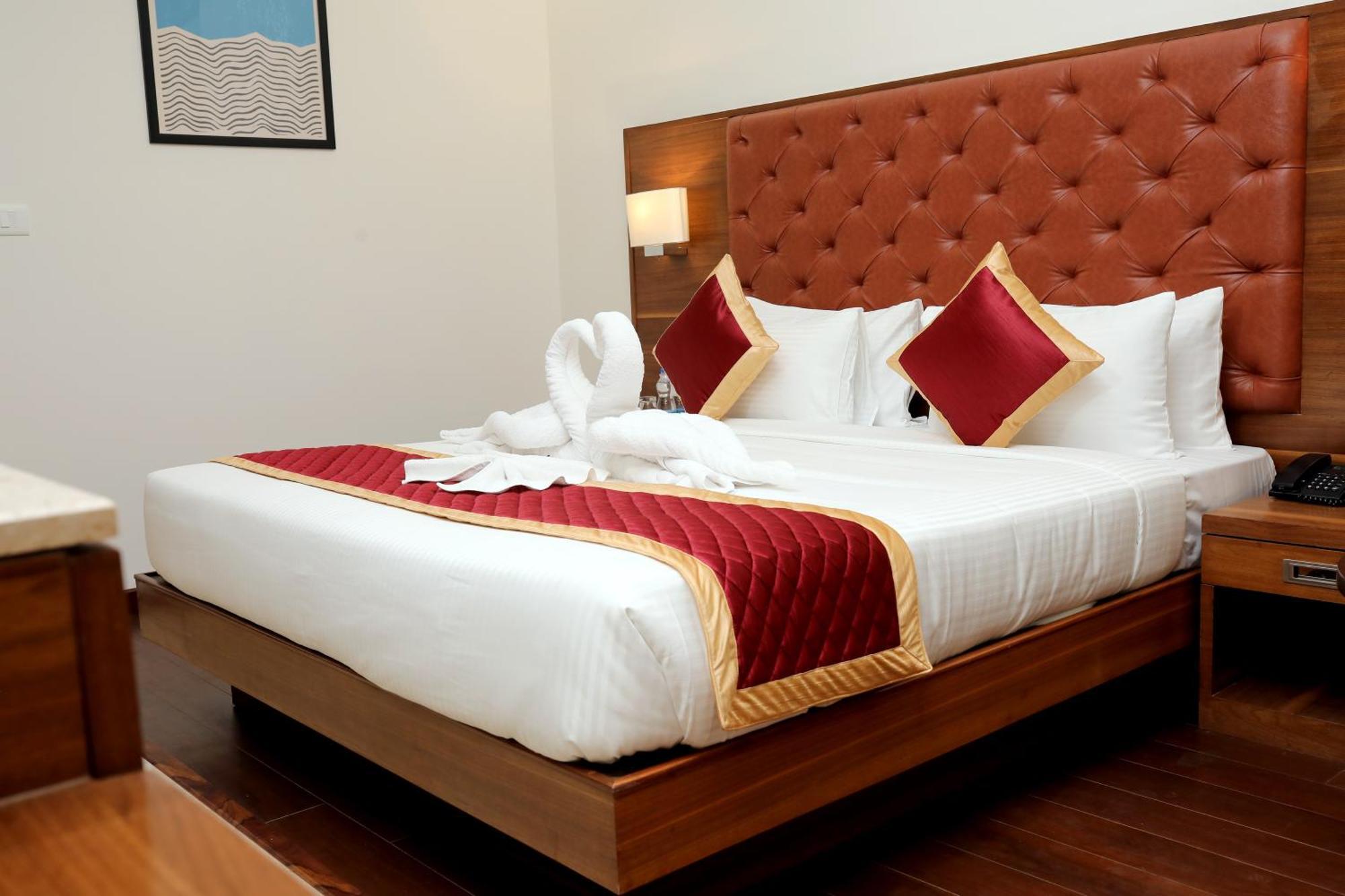 Icon Grand Hotel By Bhagini Μπανγκαλόρ Εξωτερικό φωτογραφία