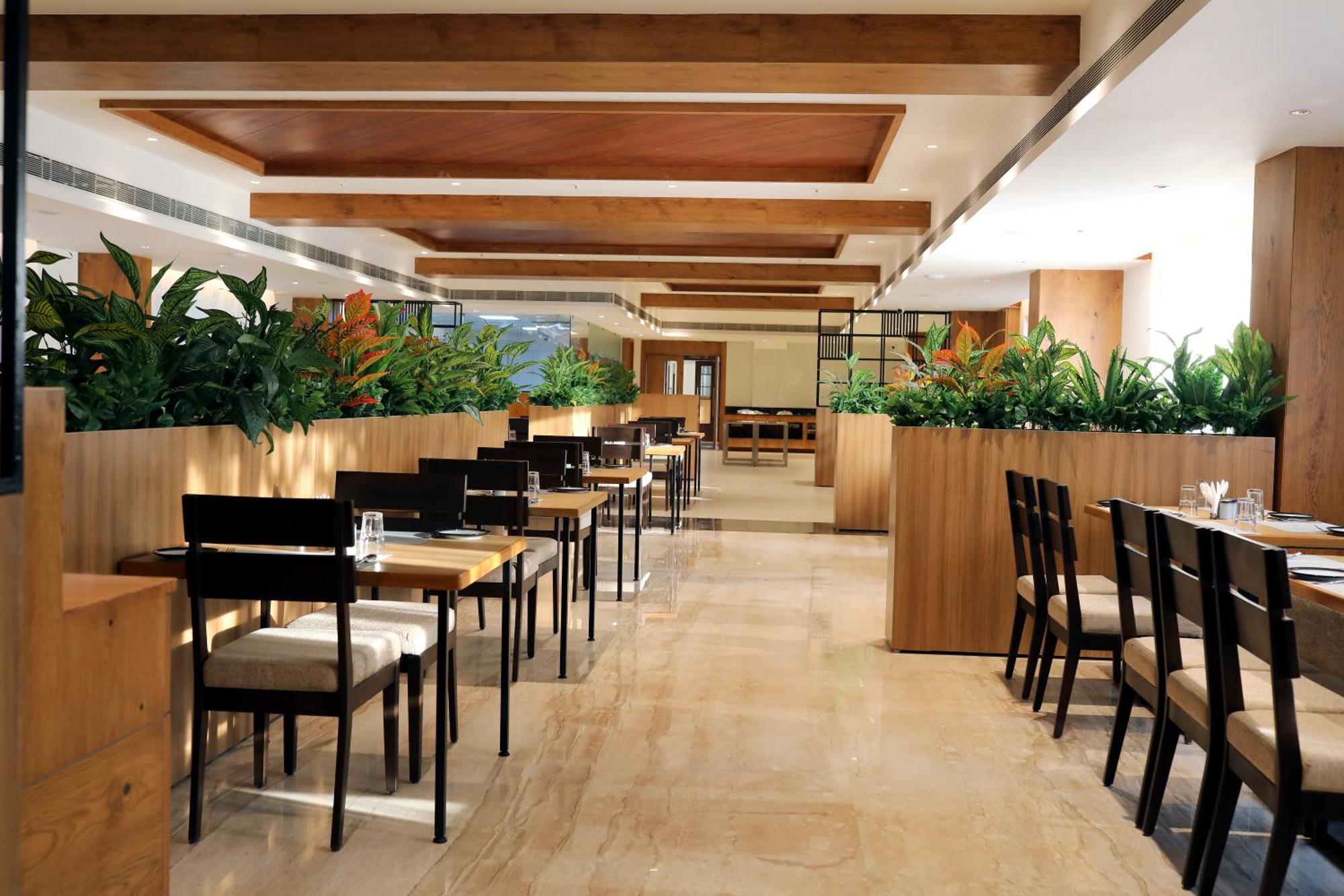 Icon Grand Hotel By Bhagini Μπανγκαλόρ Εξωτερικό φωτογραφία